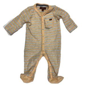 7 for all mankind stripe sleeper SIZE 3-6 MONTHS